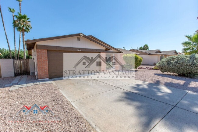 Building Photo - 7911 East Vía de Belleza