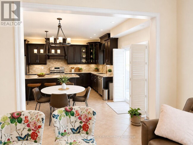 Photo - 2486 Wasaga Dr