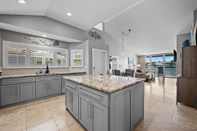 621 Ocean Dunes Cir