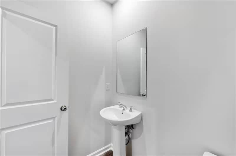 Photo - 1004 Taylor Ct