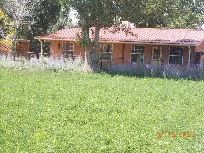 Building Photo - Darling South Valley Guest House Casita