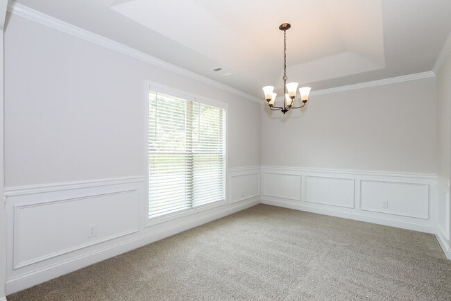 40 Heartland Cir