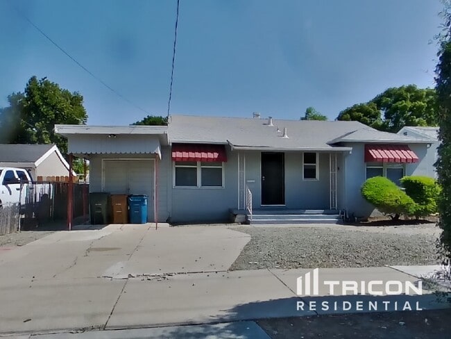 Photo - 1316 W 9th St House
