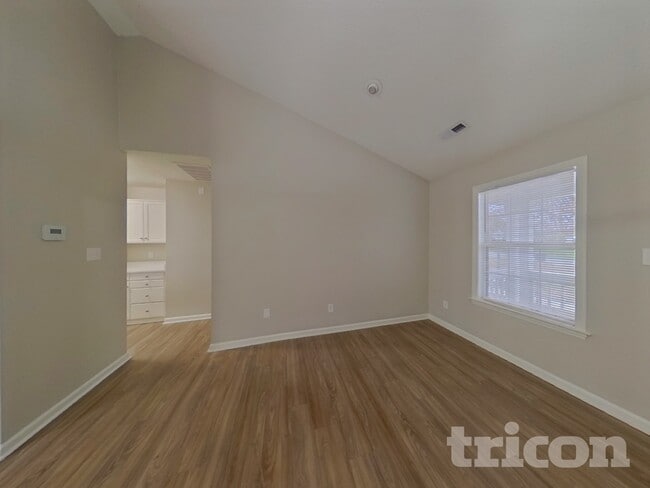 Photo - 217 Clear Springs Ct