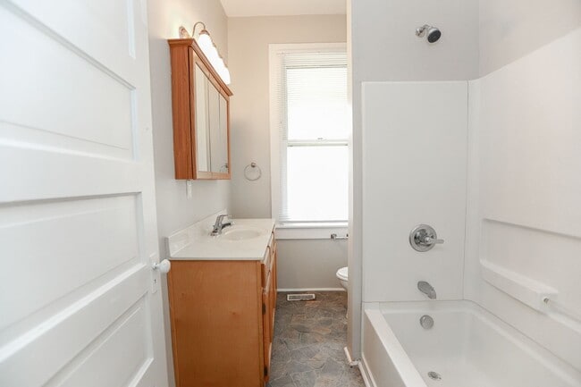 Photo - 1439 Moultrie Ave Unit 1