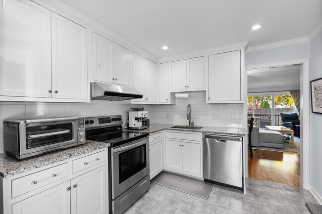 Photo - 48 Randall Ave Unidad APT 3