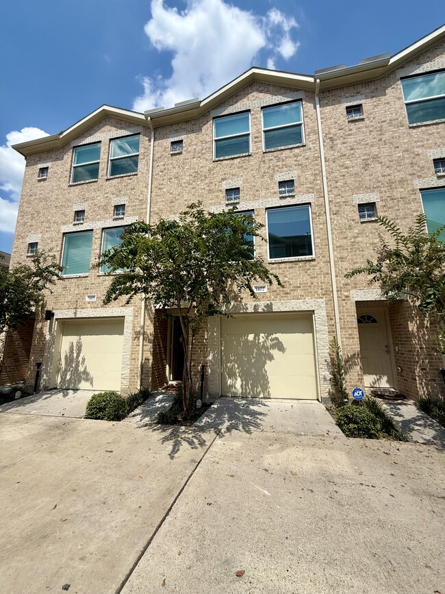 Building Photo - 8705 Bryam Unit 1402 Rental