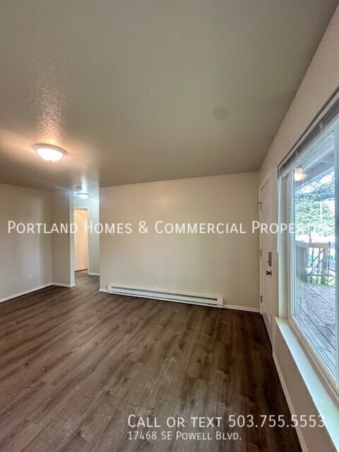 Photo - 17468 SE Powell Blvd