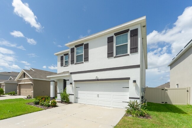 Photo - "Spacious 5-Bed Oasis located in SouthShore Bay!