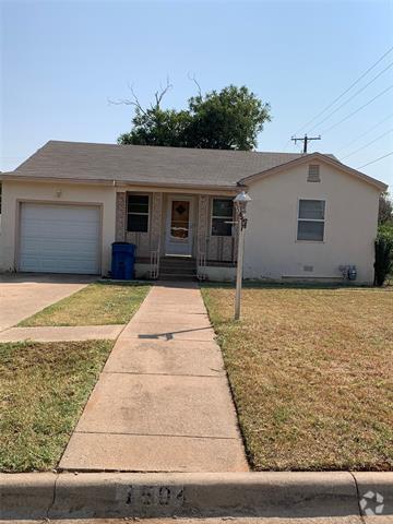 Building Photo - 1504 McCauley St Rental