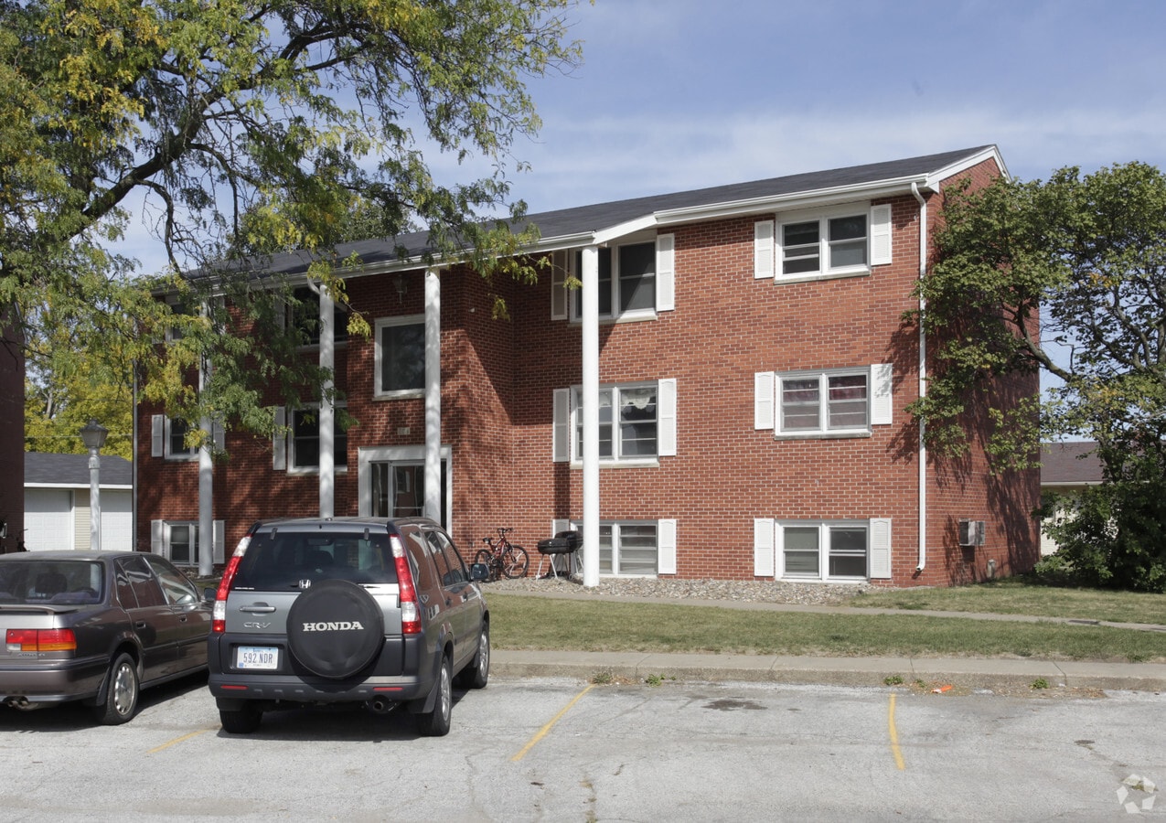 Photo - 206-214 SW State St