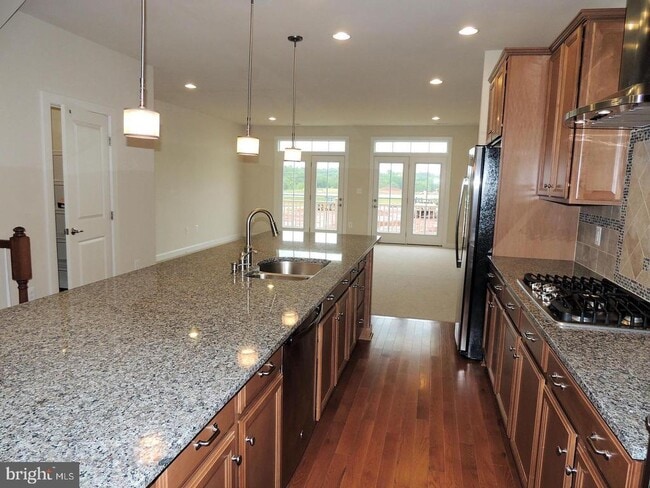 Photo - 20618 Duxbury Terrace Townhome