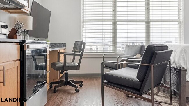 Photo - 302 13th St S Unidad 627