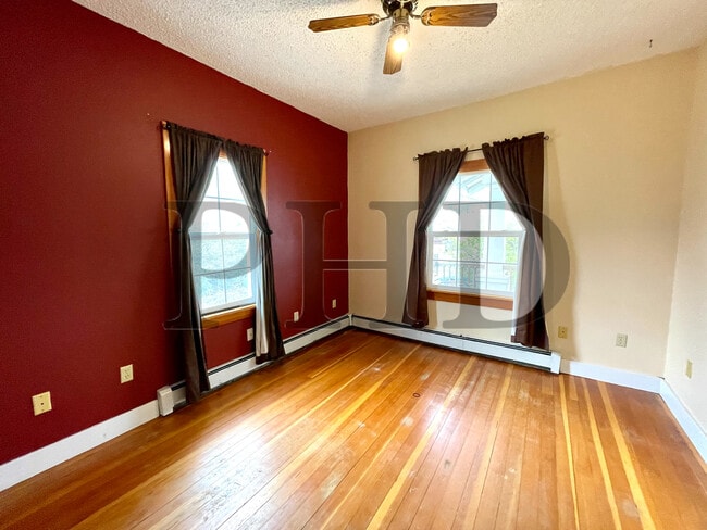 Building Photo - 509 E Harney St Unit Main