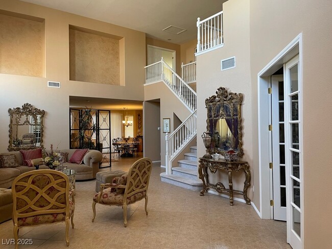 Photo - 170 Arches Ct