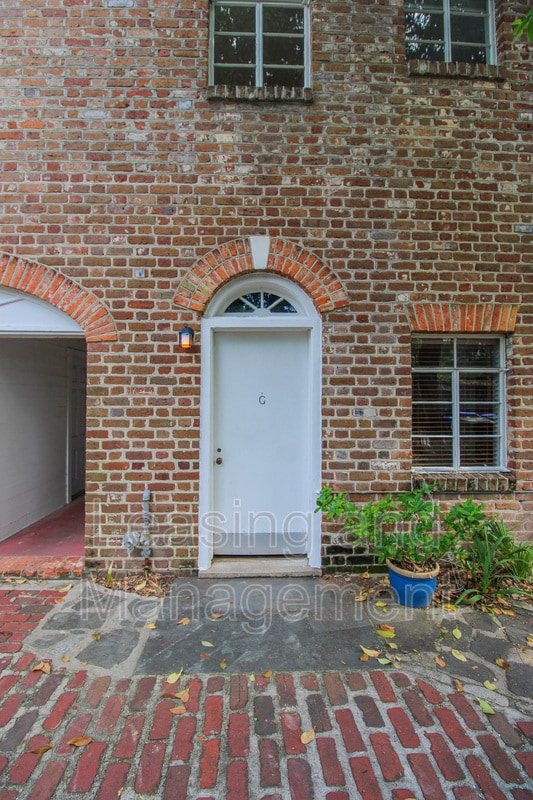Building Photo - 21 Archdale St Unit G Rental