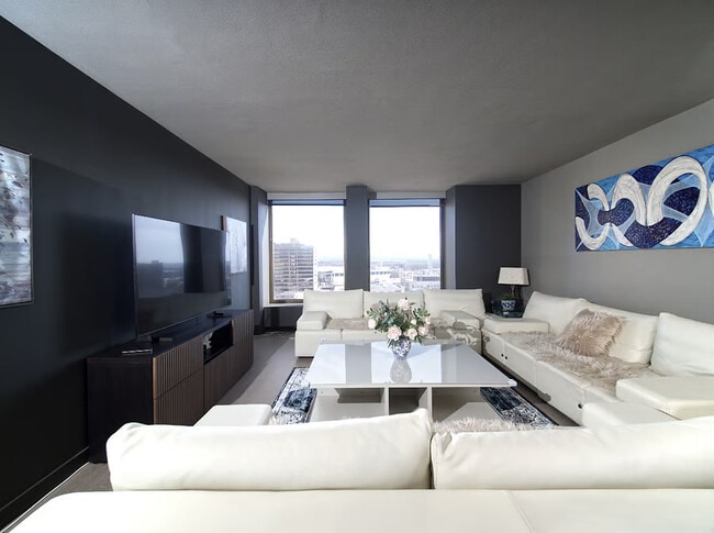 Building Photo - 1 Gold St Unit 17G