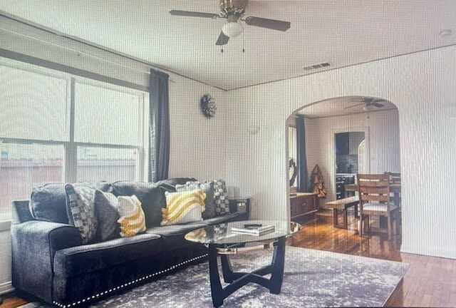 Photo - 3819 Roseland Ave