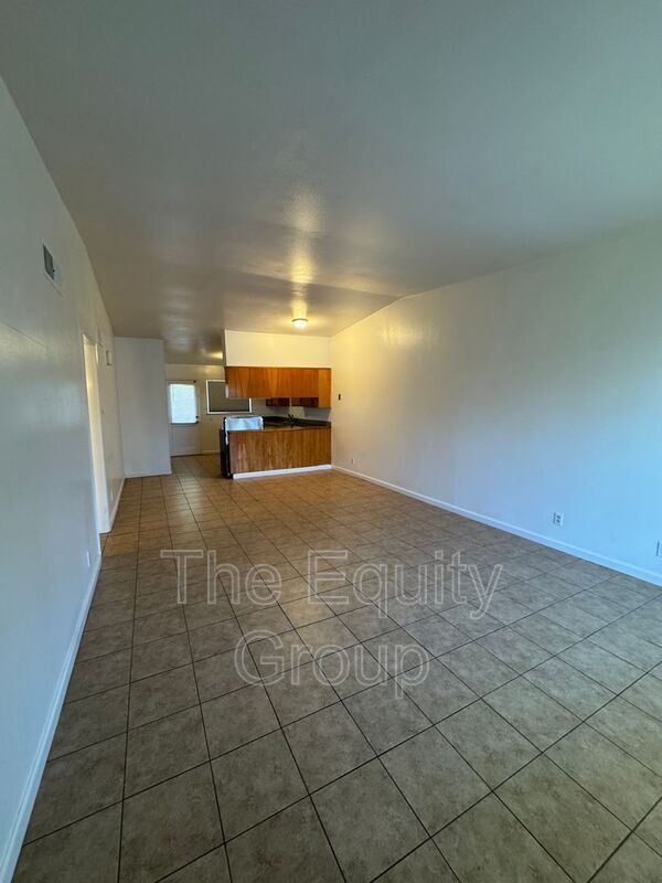 Photo - 1140 W Tulare Ave Unit D