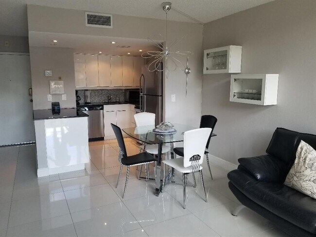 Photo - 1830 Embassy Dr Condo