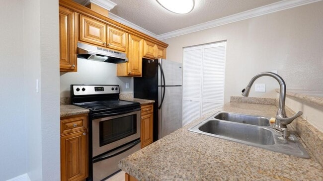 Photo - 7298 Ulmerton Rd