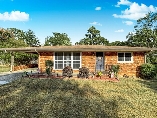 Building Photo - Spacious 3 BR/2 BA in Powder Springs!