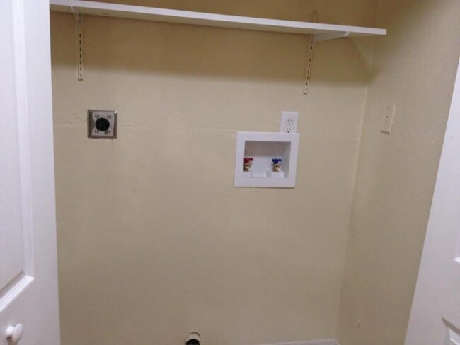Photo - 1209 Amble Ln