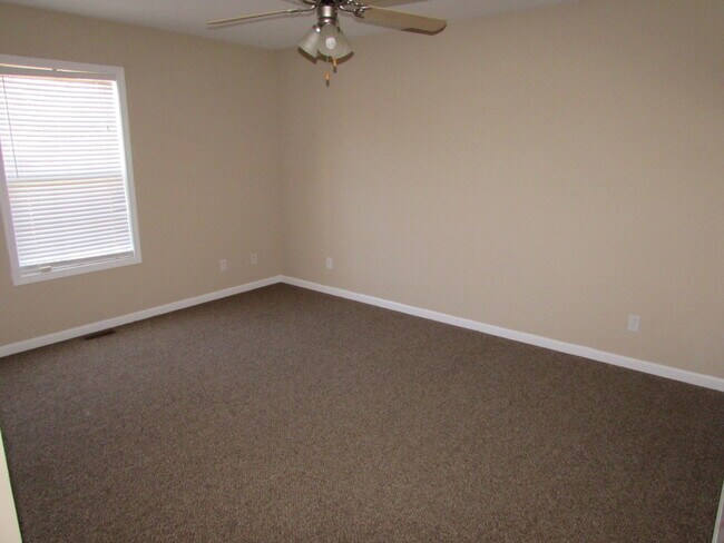 Photo - Located On Shalom Mountain