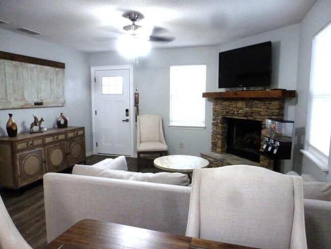 Photo - 2840 Capri Dr