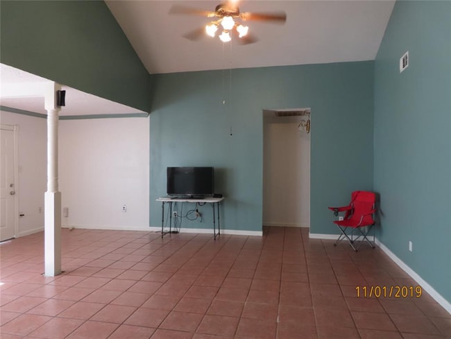 Photo - 1411 Warwick Walk Ln