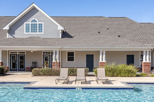 Pool - Houma Highlands