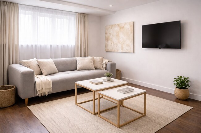 Building Photo - 2173 Navaho Dr