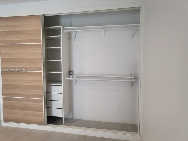 Photo - 5512 SW 57th Pl