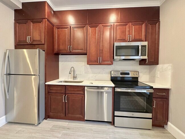 Photo - 1152 Cambridge St Unit 2