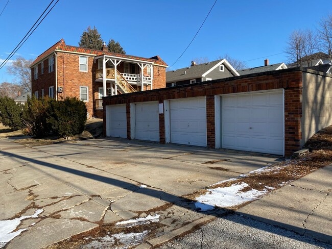 4339 Wakeley St Unidad 1