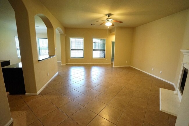 Photo - 1067 Cedar Lake Ct