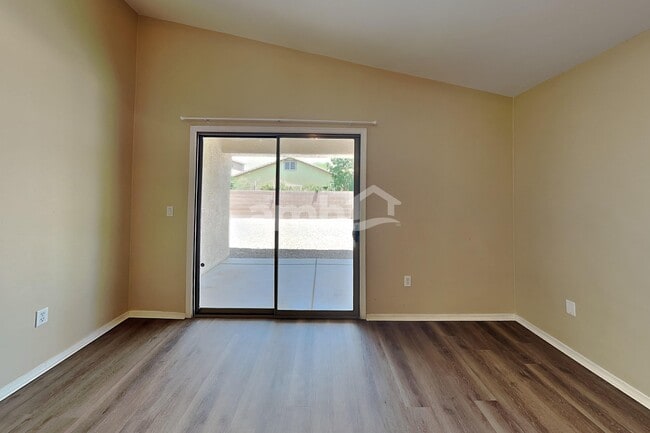 Photo - 4133 E Lushfield Dr