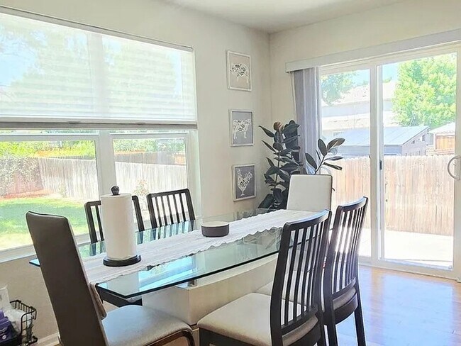Photo - 8061 S Kittredge Way