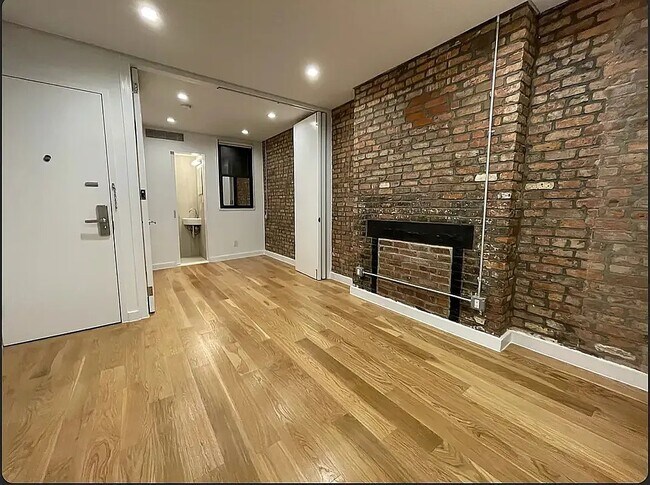 Photo - 100 Forsyth St Unit 15