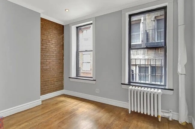 219 E 23rd St Unit 11