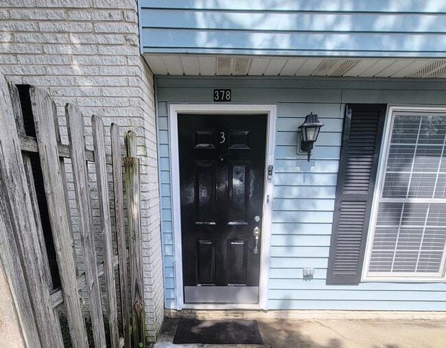 378 Waterside Ave