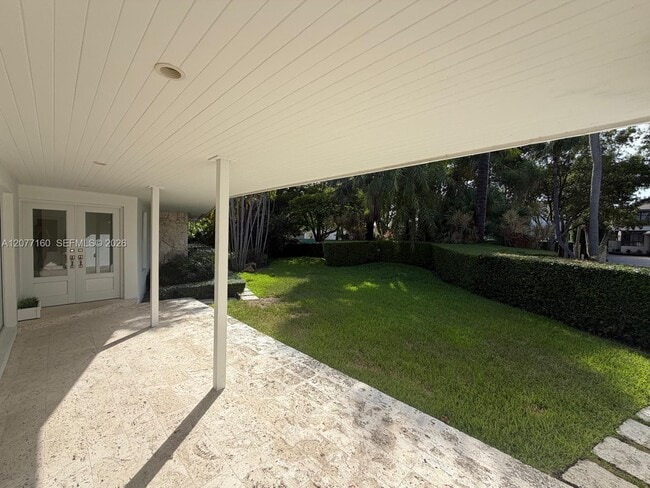 Photo - 335 Harbor Dr
