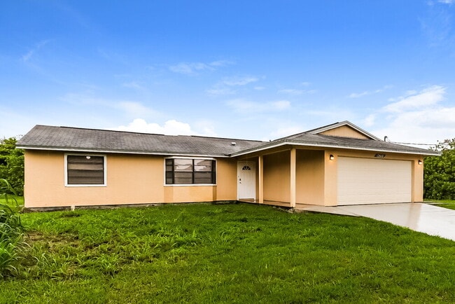 Photo - 12610 Orange Blvd
