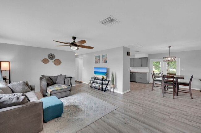 Photo - 2506 SE 8th Ave