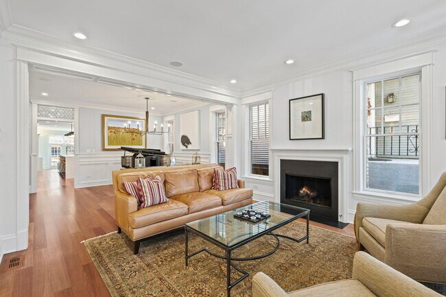 Photo - 4322 N Hermitage Ave