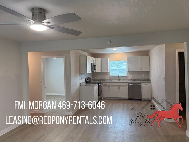 Photo - 399 Blackbourn St