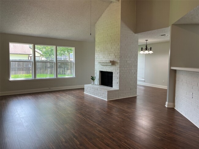 Photo - 2703 Hot Springs Dr