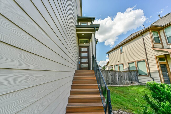 Photo - 16207 Rattlesnake Run Trail