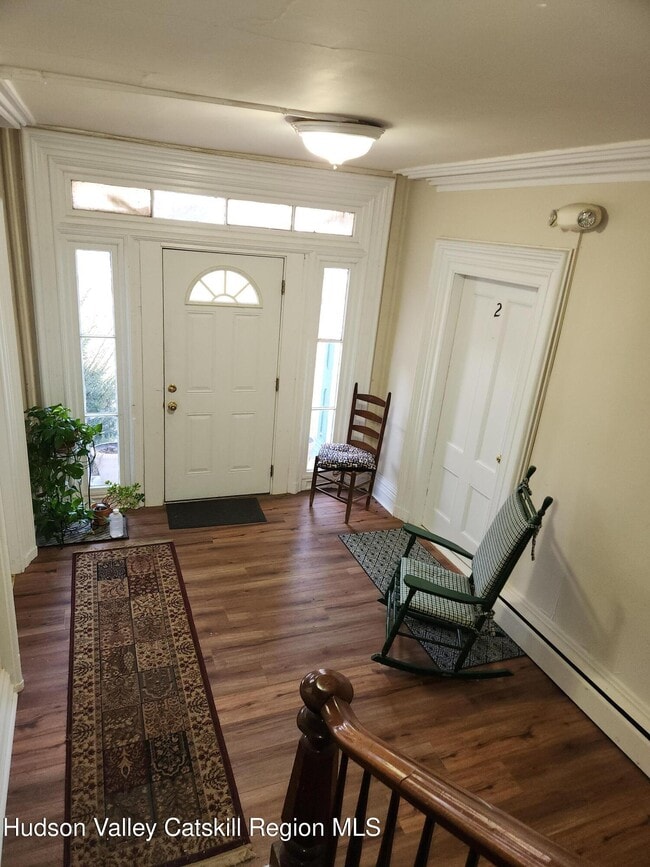 Photo - 5635-5639-5639 NY-82