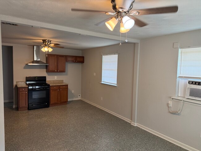 Photo - 728 Arnold Ave Unit 728 Arnold